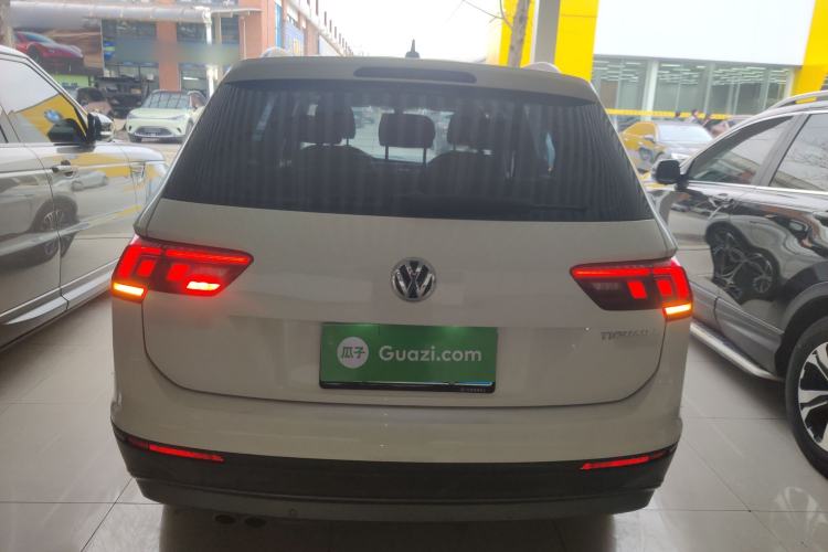 Used Volkswagen Tiguan L 2019 330TSI Automatic Two-Wheel Drive Luxury Edition China VI Standard
