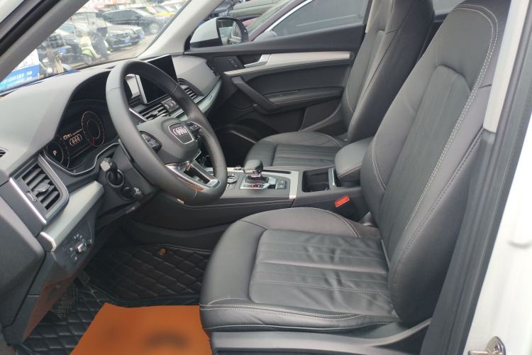 Used Audi Q5L 2020 Updated 40 TFSI Prestige Fashion Edition Left Front Seat