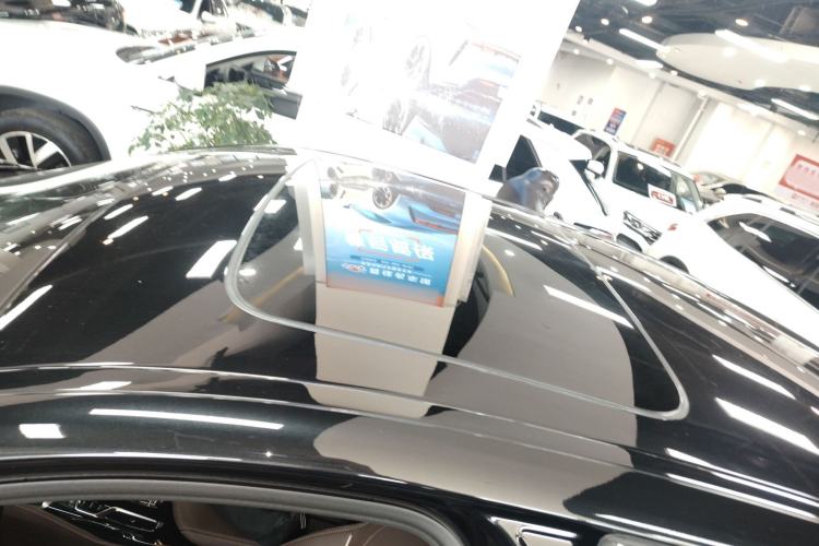 Used BMW 5 Series 2022 Second Facelift 525Li M Sport Package Roof