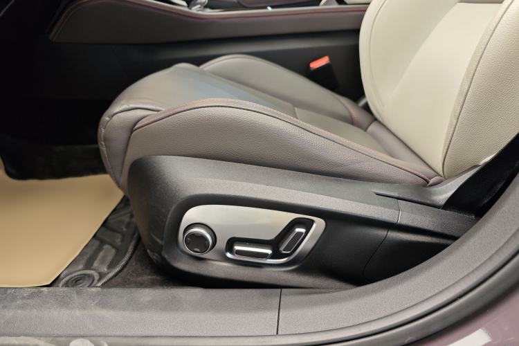 Used Lynk & Co 02 2020 High-Energy Edition 2.0T Automatic Two-Wheel Drive Shine Pro Edition
