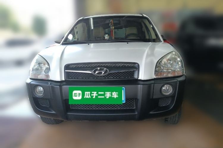 Used Hyundai Tucson 2009 2.0L Manual Two-Wheel Drive Fashion Edition