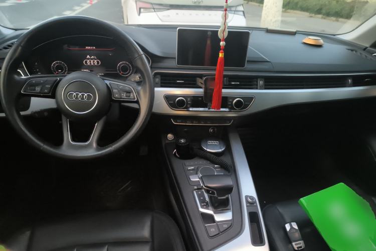 Used Audi A4L 2019 40 TFSI Fashion Version China V