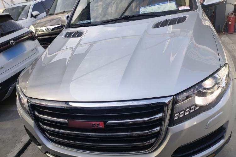 Used Haval H8 2015 2.0T Two-Wheel-Drive Luxury Version