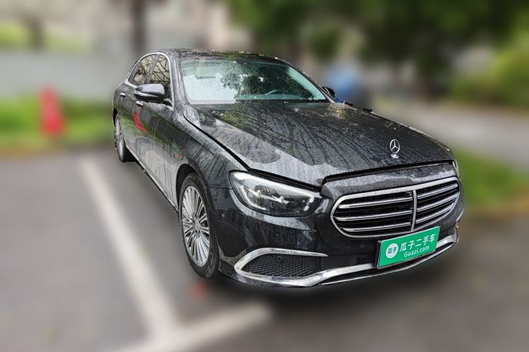 Used Mercedes-Benz E-Class 2023 Updated E 300 L Fashion Edition Front Right 45 Deg