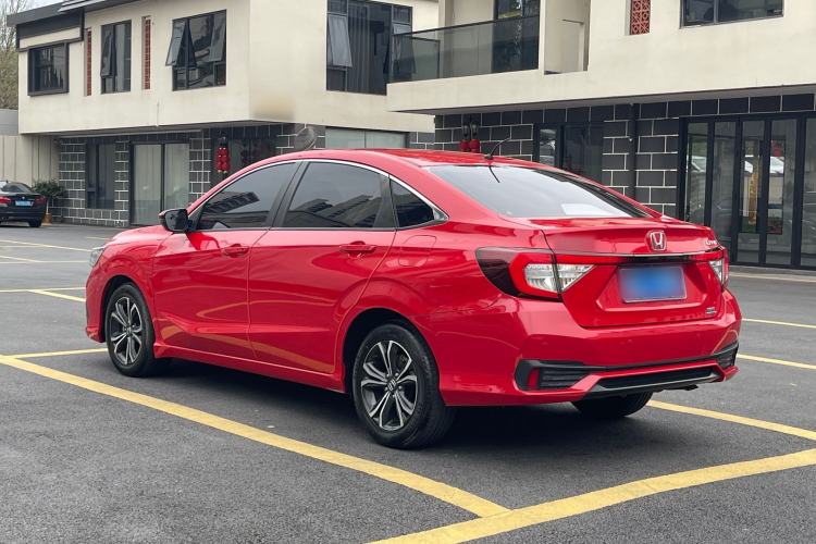 Used Honda Envix 2022 180TURBO CVT Comfort Version
