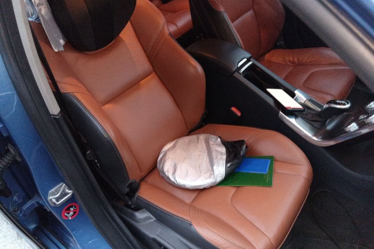 Used Volvo V60 2015 T5 Zhiya Edition