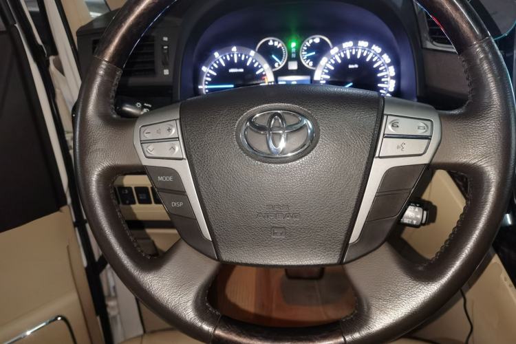 Used Toyota Alphard 2012 3.5L Luxury Edition
