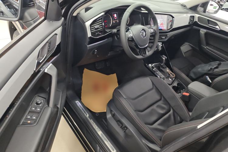 Used Volkswagen Tayron 2019 330TSI Two-Wheel-Drive Luxury Version China V Emission Standard
