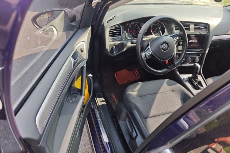 Used Volkswagen Golf 2019 280TSI DSG Comfort Version China VI Standard