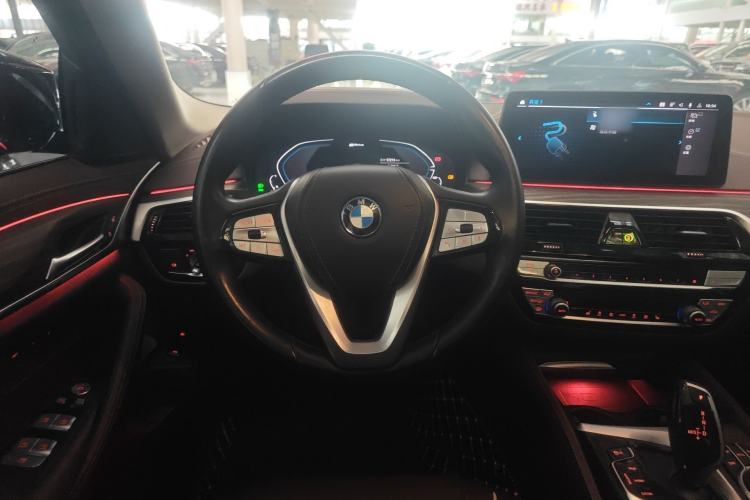 Used BMW 5 Series New Energy 2022 Updated Version 535Le Luxury Package Steering Wheel