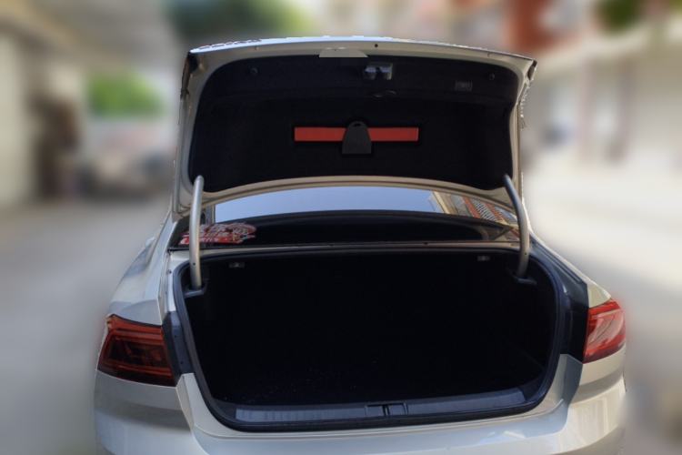 Used Volkswagen Magotan 2020 330TSI DSG Luxury Edition Trunk