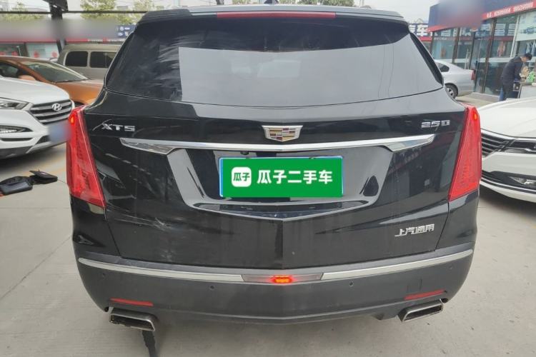 Used Cadillac XT5 2018 25T Luxury Model

