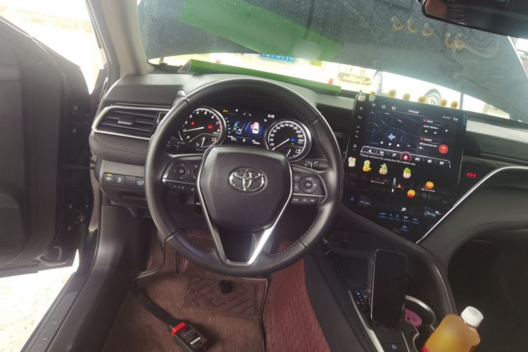 Used Toyota Camry 2023 2.0G Luxury Edition
