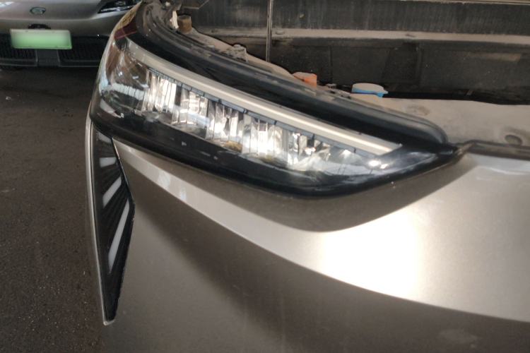 Used AION Y 2022 70 Enjoyment Edition Lithium Iron Phosphate Right Front Headlight