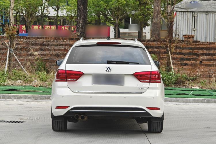 Used Volkswagen Gran Lavida 2017 230TSI DSG Comfort Edition Exterior 5