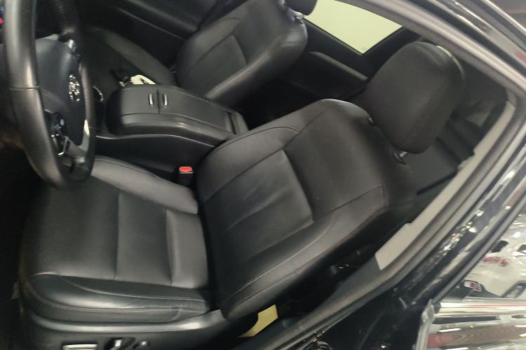 Used Toyota Highlander 2018 2.0T Four-Wheel Drive Luxury Edition 7 Seats China V Emission Standard
