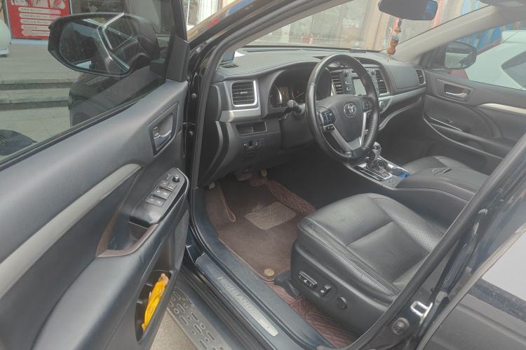 Used Toyota Highlander 2017 2.0T Four-Wheel Drive Luxury Edition 7 Seats
