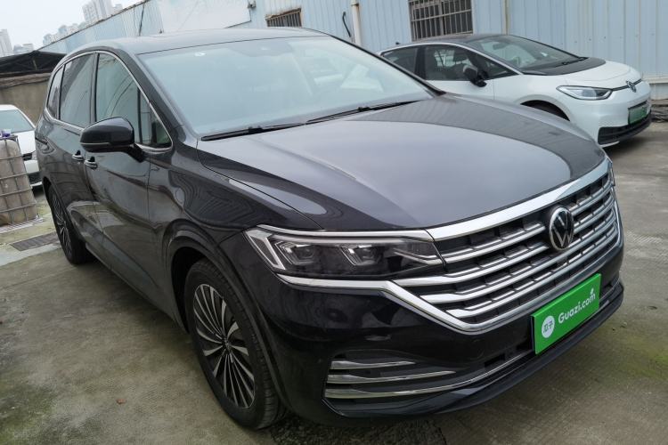 Used Volkswagen Viloran 2024 380TSI Premium Edition