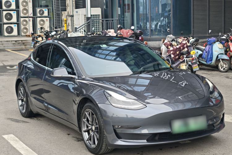 Used Tesla Model 3 2019 Standard Range Rear-Drive Upgraded Version Exterior 5
