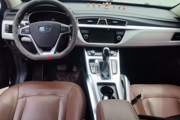 Used Geely Auto Emgrand X7 Sport 2016 1.8TD Automatic ZhiZun Version Center Console