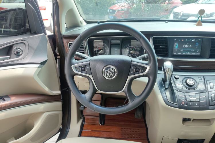 Used Buick GL8 2018 28T Prestige Version China VI Standard