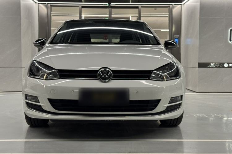 Used Volkswagen Golf 2017 230TSI Automatic Comfort Edition – Celebrating Milestone of One Million Units
