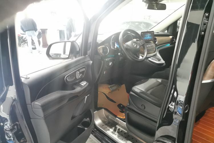 Used Mercedes-Benz V-Class 2020 V 260 Prestige Edition