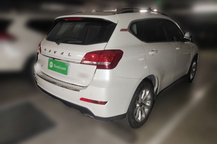 Used Haval H2 2017 Red-Label 1.5T Manual Two-Wheel-Drive Elite Model
