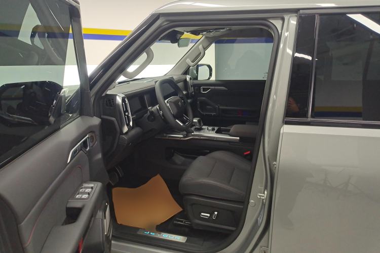 Used JETOUR Traveler 2023 2.0T All-Wheel-Drive CrossPRO