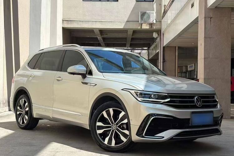 Used Volkswagen Tiguan L 2022 330TSI Automatic Two-Wheel Drive R-Line Enhanced Edition