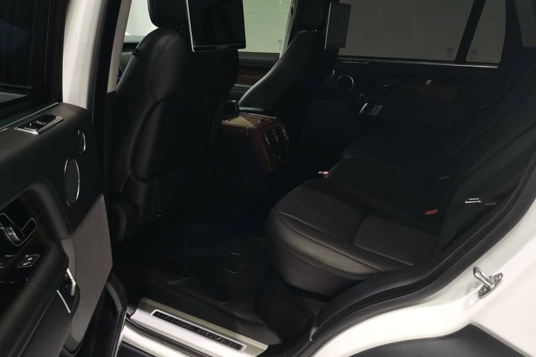 Used Land Rover Range 2018 3.0 SC V6 Vogue Extended-Length Model Left Rear Seat