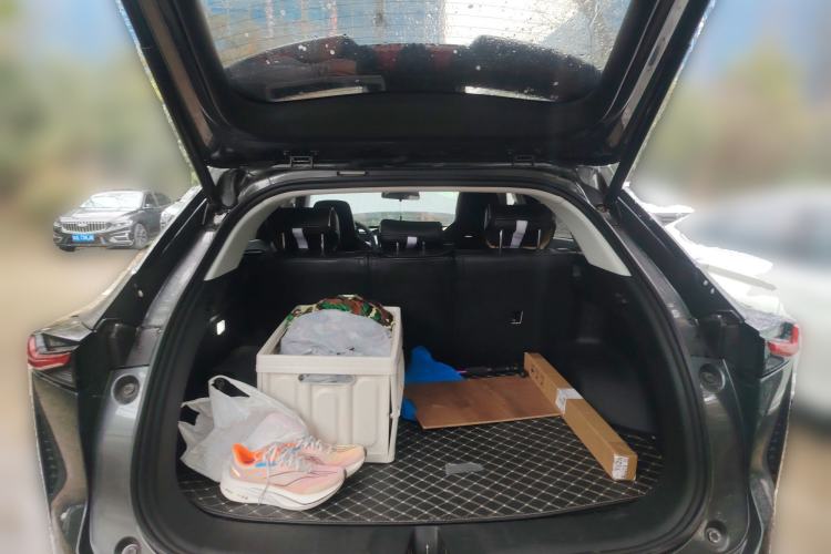 Used Oshan Z6 2023 Blue Whale 1.5T DCT Smart-Led City Edition
