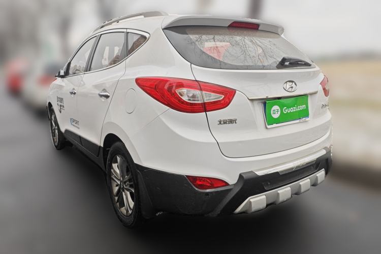 Used Hyundai ix35 2013 2.0L Automatic Two-Wheel Drive Smart GLS China IV Standard