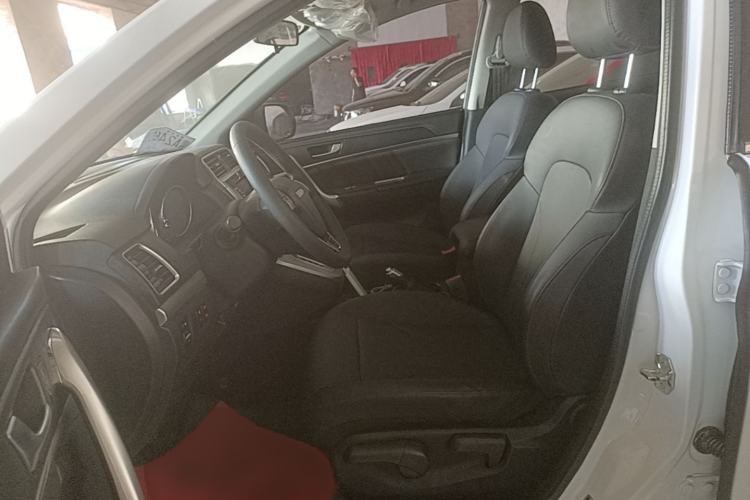 Used Haval M6 2019 1.5T DCT Two-Wheel Drive Elite Version China VI Standard
