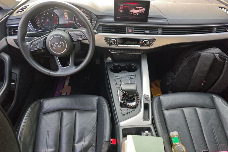 Used Audi A5 2017 Sportback 45 TFSI Fashion Model Center Console