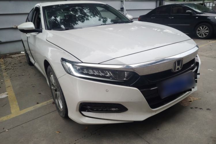 Used Honda Accord 2018 260TURBO Luxury Edition China VI Front Right 45 Deg