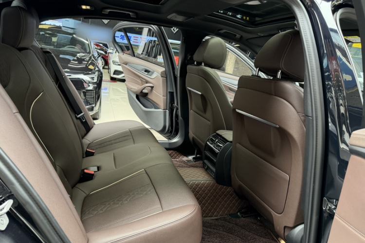 Used BMW 5 Series 2023 530Li Leading Model M Sport Package
