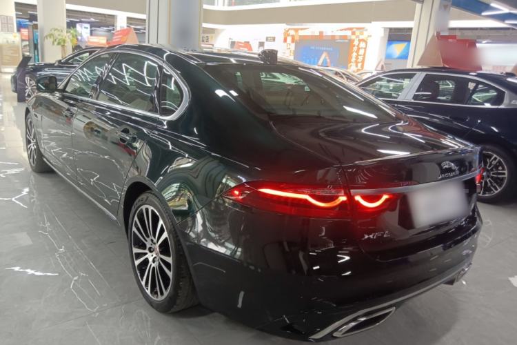 Used Jaguar XFL 2024 2.0T P250 Two-Wheel Drive Prestige Luxury Edition Rear Left 45 Deg
