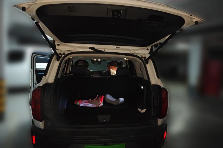 Used Haval X DOG 2022 1.5T DCT Two-Wheel Drive Trendy Edition Trunk