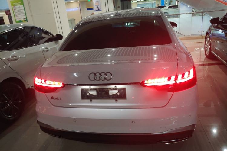 Used Audi A4L 2023 40 TFSI Fashion Dynamic Model
