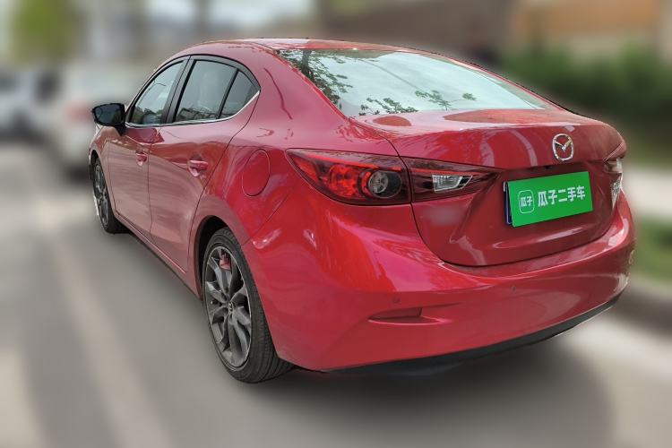 Used Mazda 3 Axela 2014 Sedan 2.0L Automatic Sport Model
