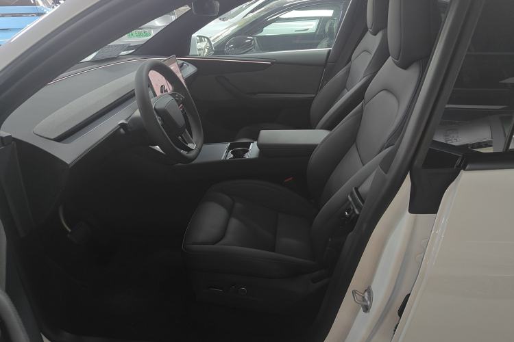 Used Tesla Model Y 2026 Rear-Drive Model Left Front Seat