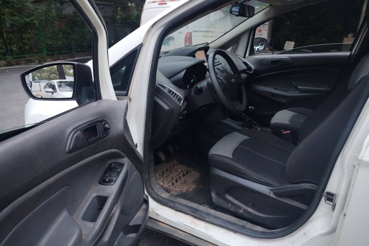 Used Ford EcoSport 2013 1.5L Manual Comfort Model Driver Seat