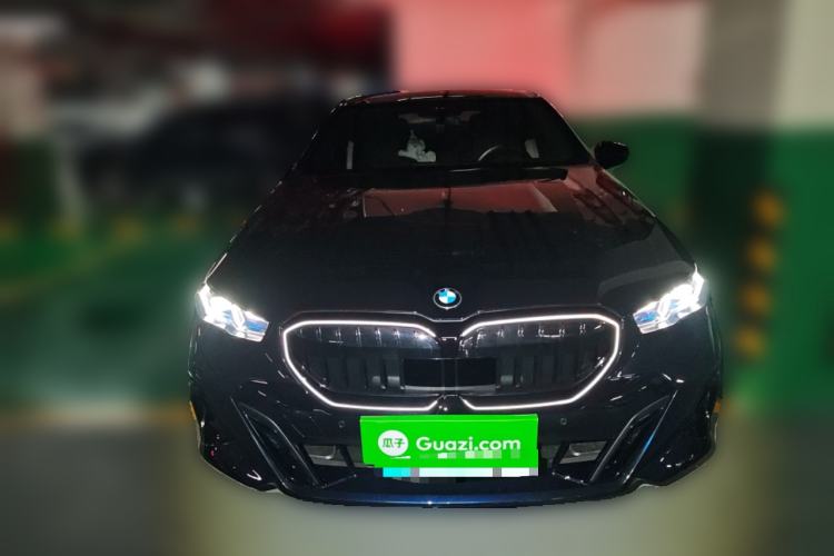 Used BMW 5 Series 2024 530i Luxury Edition M Sport Package