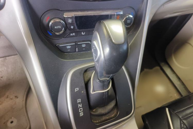 Used Ford Kuga 2015 2.0L GTDi Four-Wheel Drive Prestige Model
