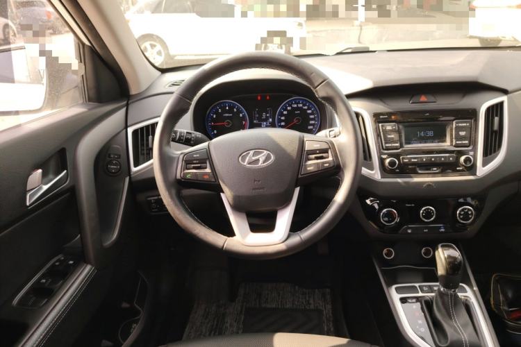 Used Hyundai ix25 2017 1.6L Automatic Smart Version Steering Wheel