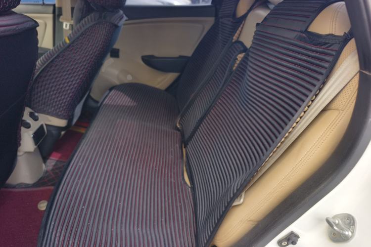 Used Hyundai Verna (older generation) 2014 1.4L Manual Smart GLS Trim Left Rear Seat