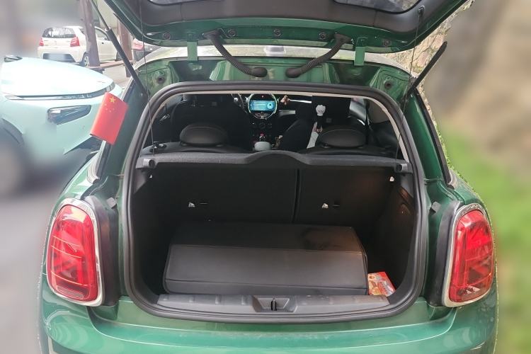 Used MINI 2023 1.5T COOPER Artist Trunk
