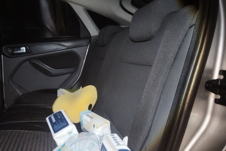 Used Ford Focus 2011 Hatchback 1.8L Manual Comfort Model
