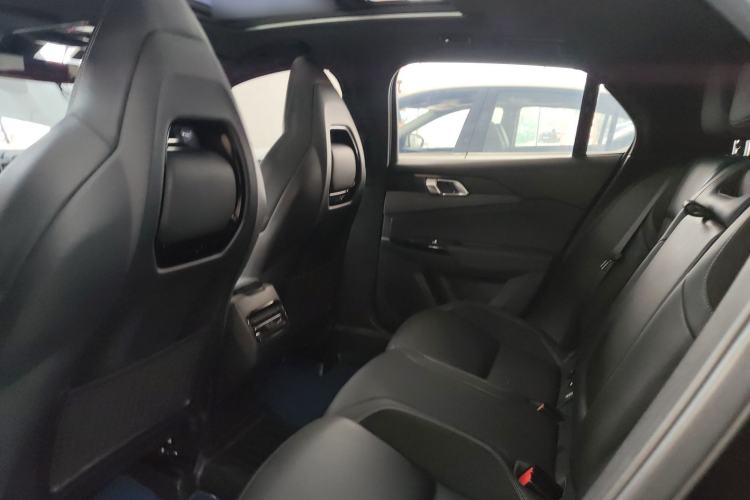 Used Lynk & Co 03 2022 1.5TD DCT JingPlus
